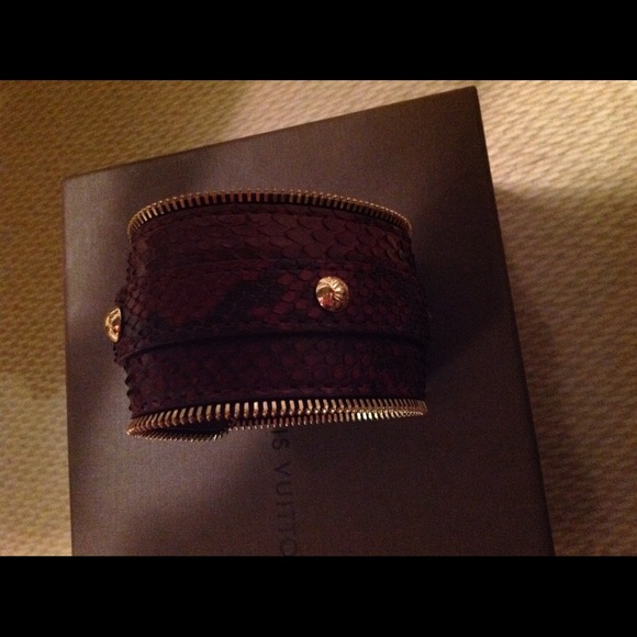 💯Authentic Louis Vuitton Python Cuff - Picture 5 of 8